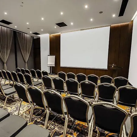 Doubletree By Hilton Kocaeli 5* イズミット